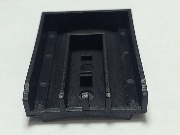 隔蓋（SLOT GUIDE）